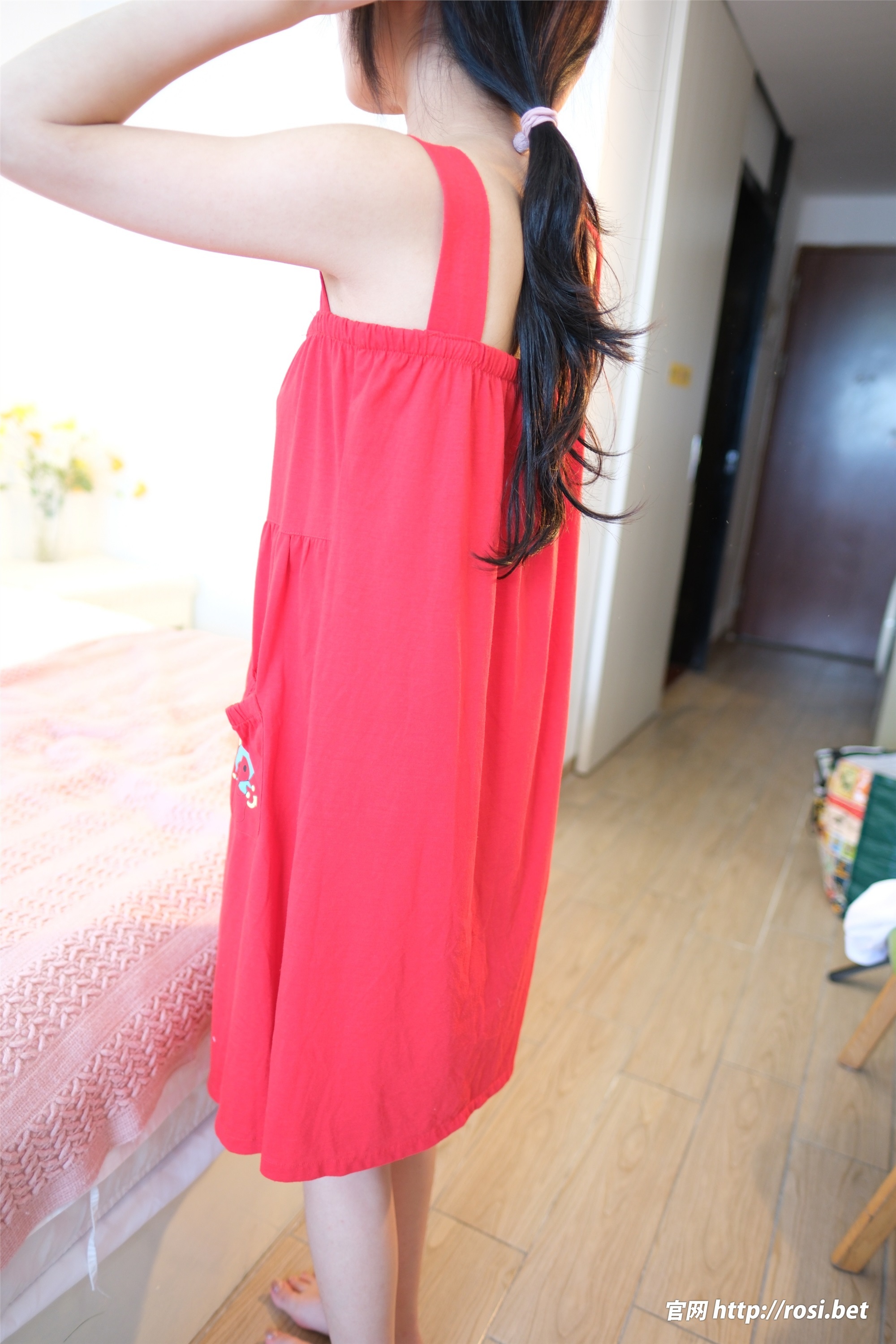 ROSI写真 2024.10.04 NO.4687